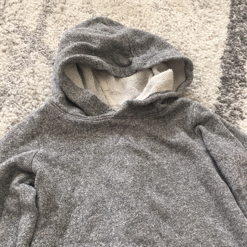 ⚡️$4 FLASH SALE⚡️ Sweatshirt Gray Baby Gap 2T - Picture 6 of 8
